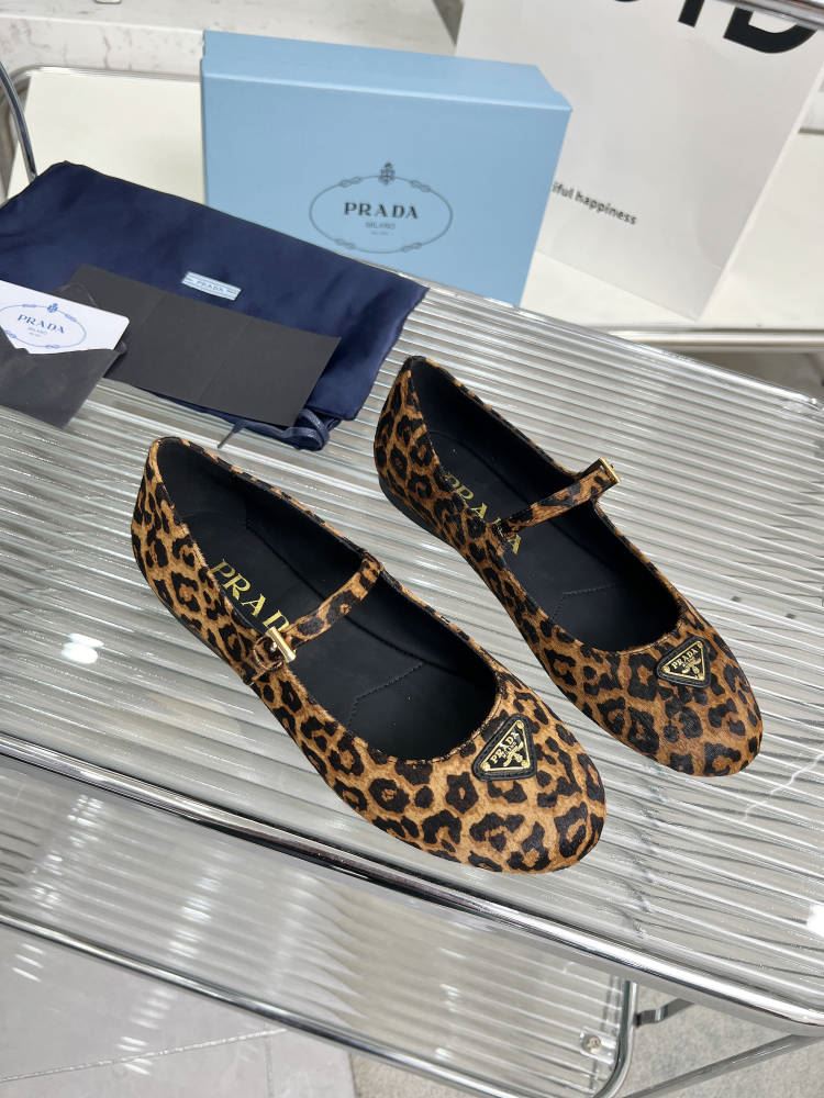 Prada flat shoes